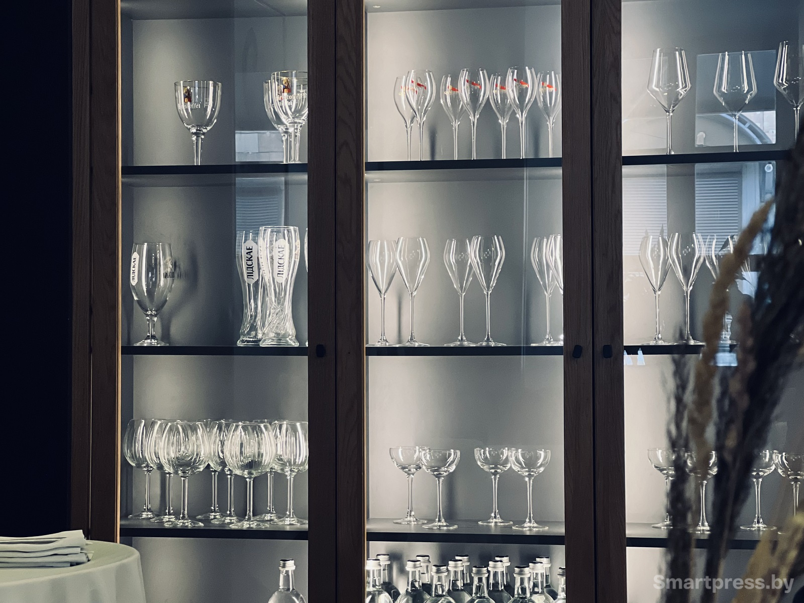 сервант в ресторане