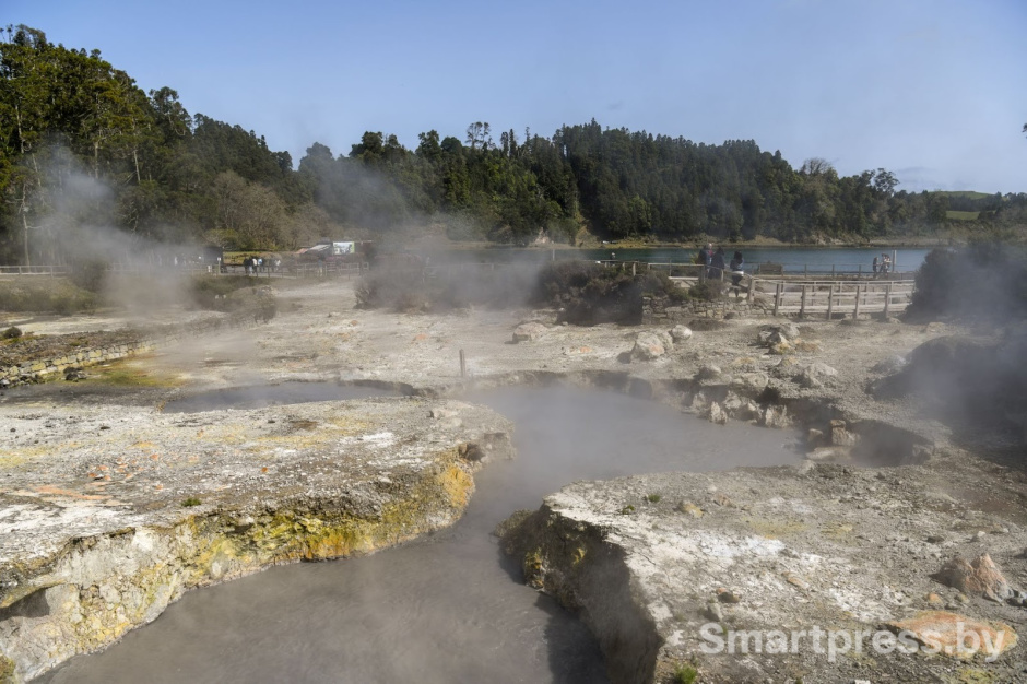 21-Долина гейзеров на острове Сан-Мигел.jpg