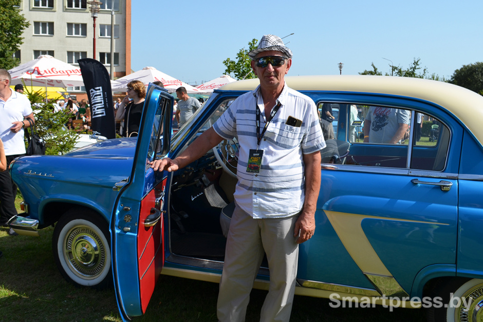 Александр и его Волга ГАЗ-21 Тачки Winline Пикник_19.JPG