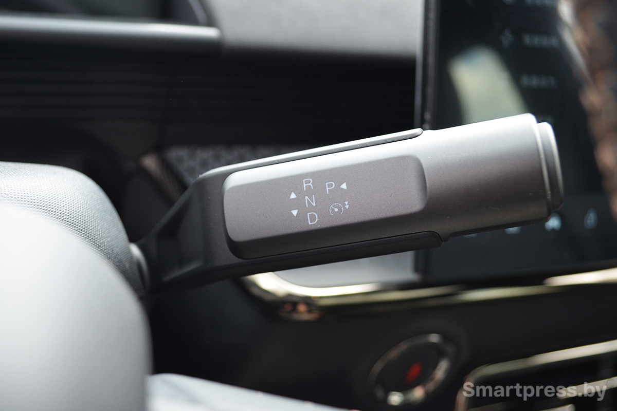 Подрулевой переключатель режимов движения Toyota bZ3X.JPG