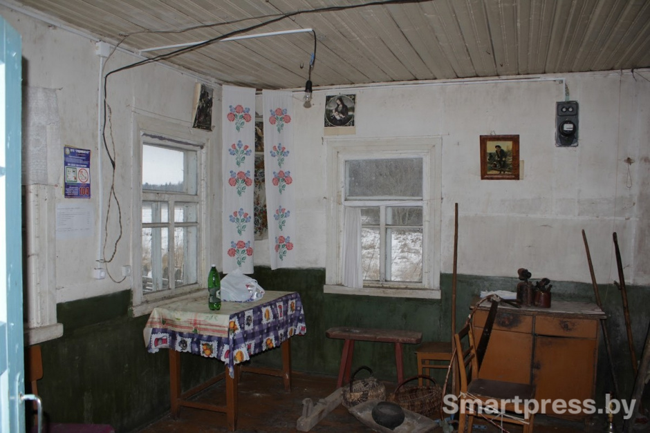 11-Так дом Местовских выглядел сразу после покупки.jpg