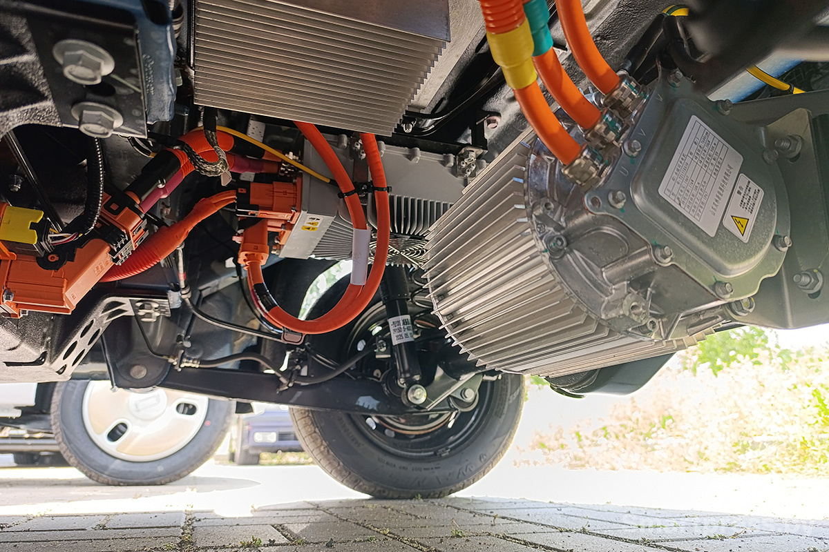 Задняя подвеска FAW Bestune Pentium Pony.jpg