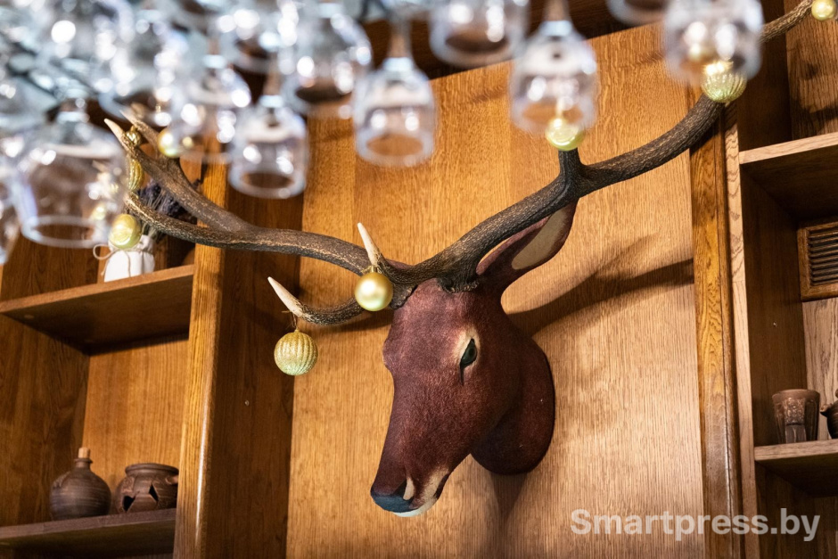 12-В банкетном зале агроусадьбы.jpg 12-В банкетном зале агроусадьбы.jpg