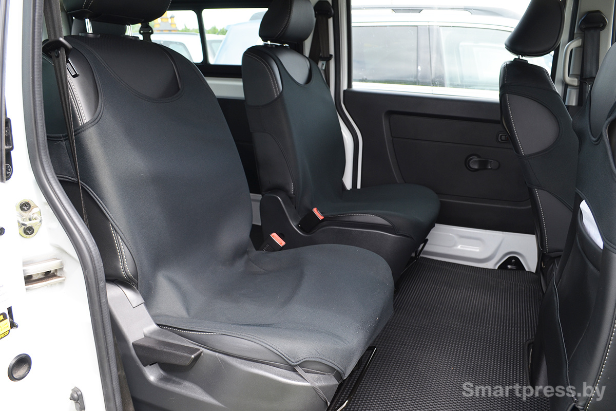 Второй ряд сидений Shineray M7.jpg