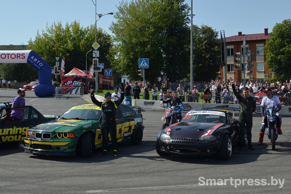 Тачки Winline Пикник