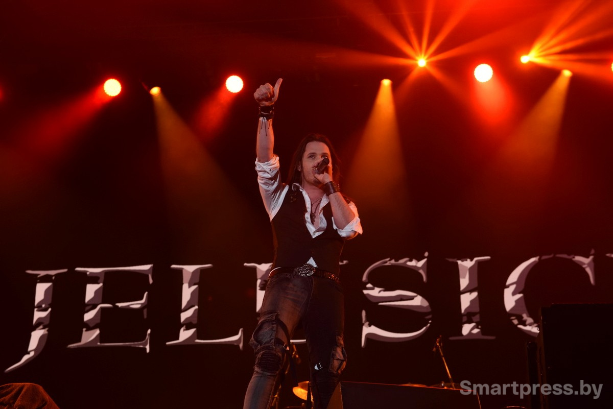 21-Группа Jelusick на Солнцестоянии-2025.jpg