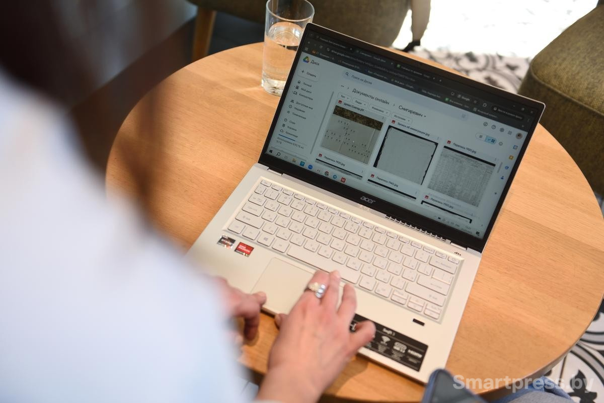 3-Вся информация по роду Снигиревичей хранится по папкам в ноутбуке.jpg