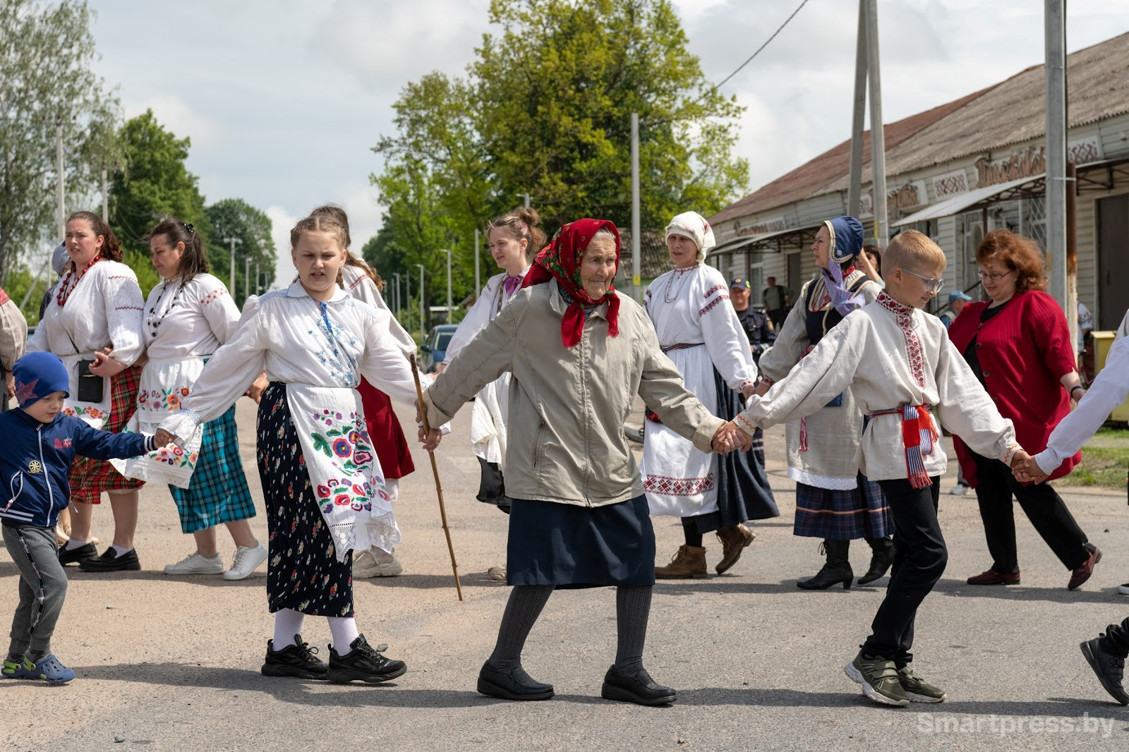 15-Обряд Вождение и похороны Стрелы (Пахаванне Стралы) в деревне Столбун Ветковского района.jpg