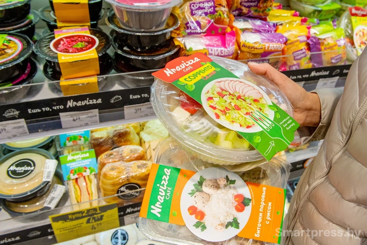 Готовые блюда - салат и каша