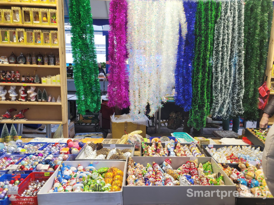 комаровка новый год