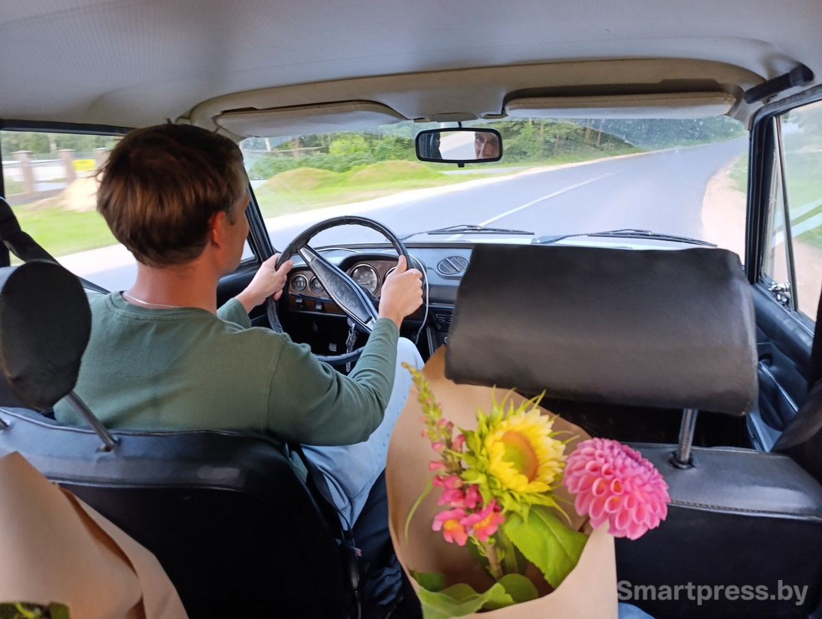 2-По пути на цветочную ферму на Жигулях.jpg