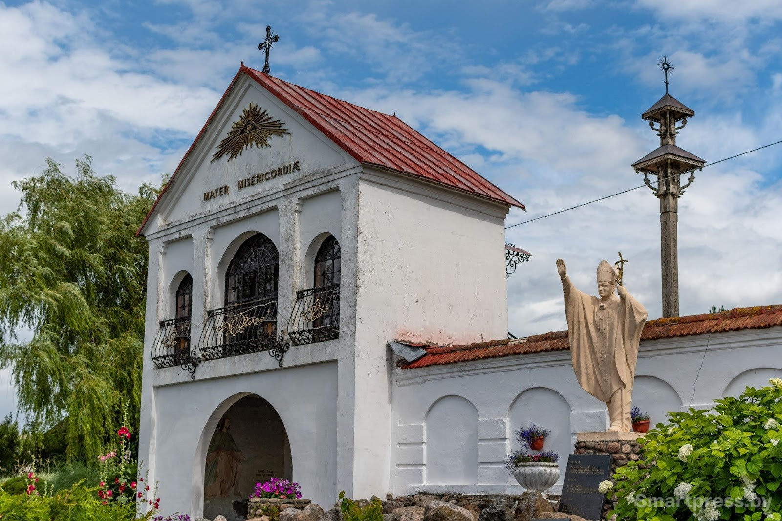 Костел Святой Анны в деревне Мосар 2.jpg