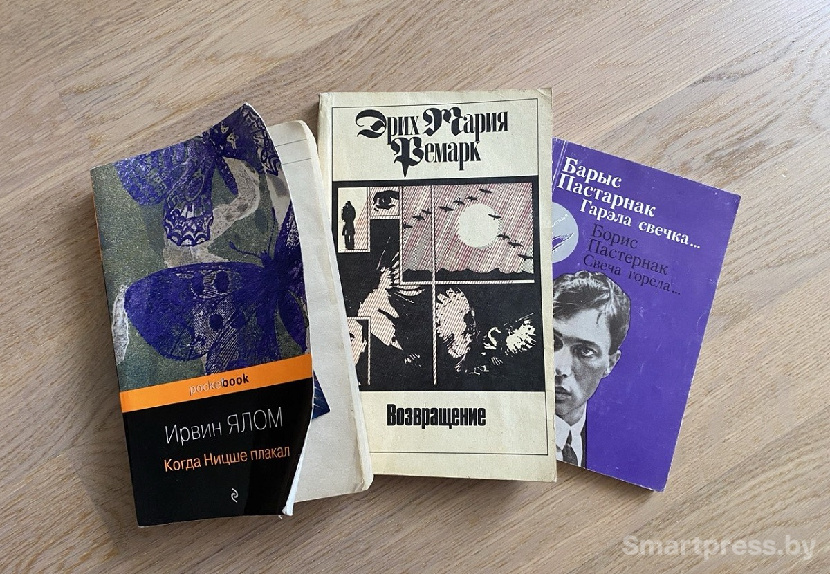 книги в мягкой обложке