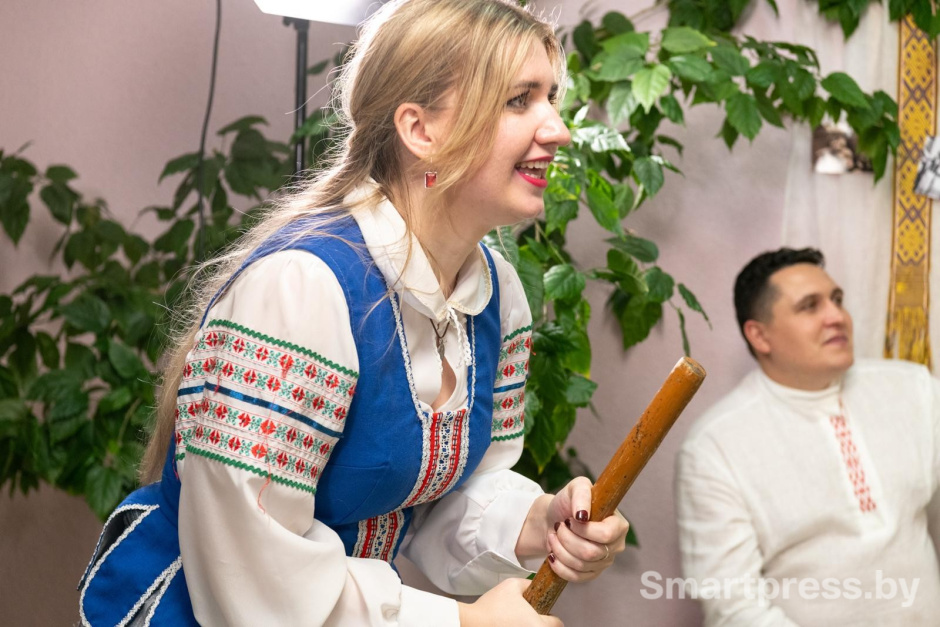 29-Во время белорусского обряда Ката пячы.jpg