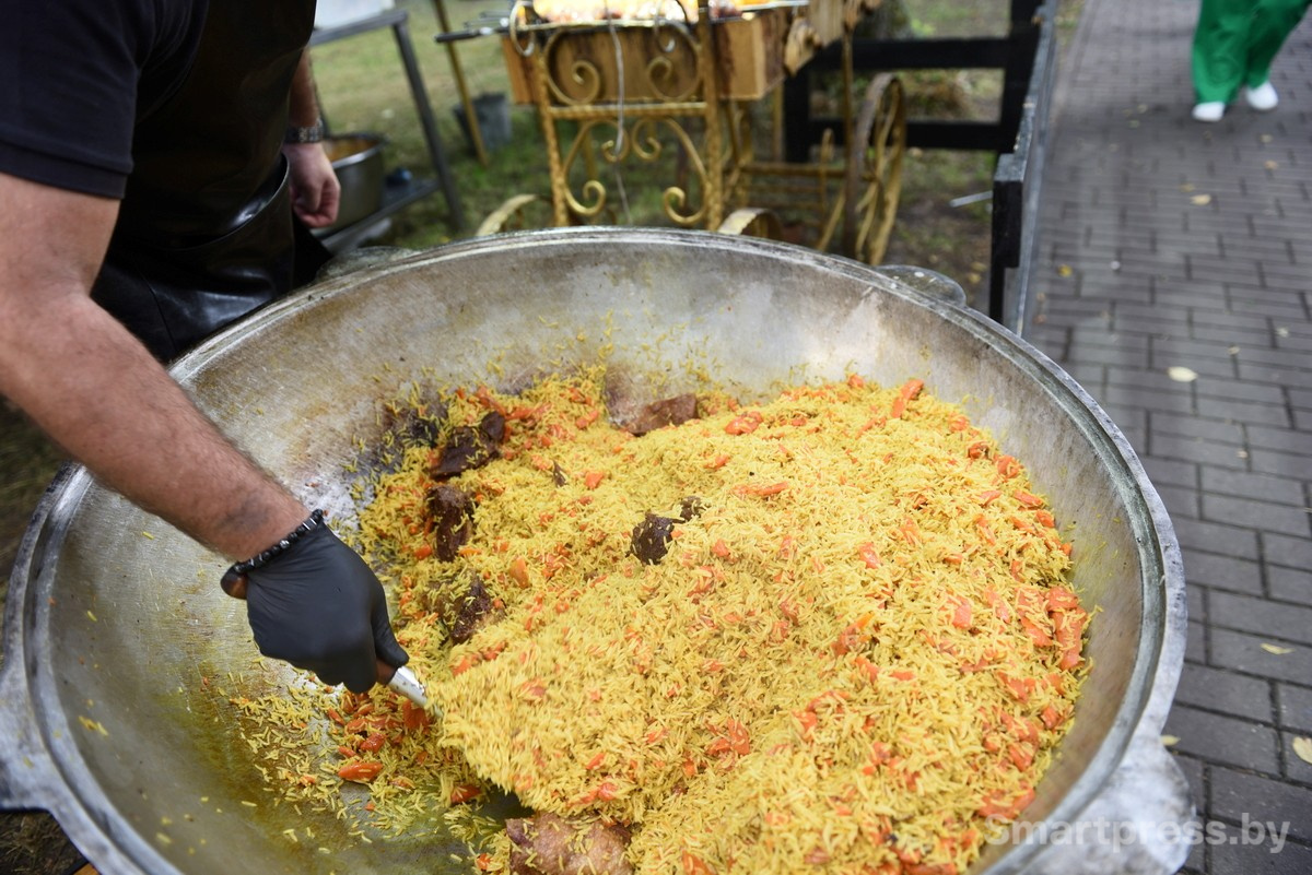 27-Фудкорт рок-фестиваля Солнцестояние-2025.jpg