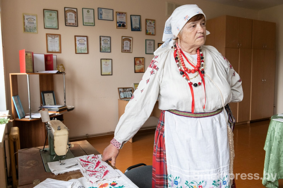 5-Заведующая Домом культуры в Столбуне Светлана Паращенко.jpg