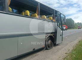 Автобус с детской футбольной командой из Речицы попал под обстрел дрона в Брянской области 