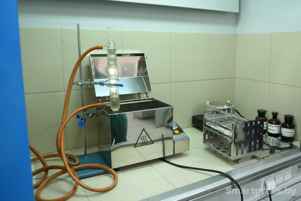 Водяная баня для экстракции растений.jpg