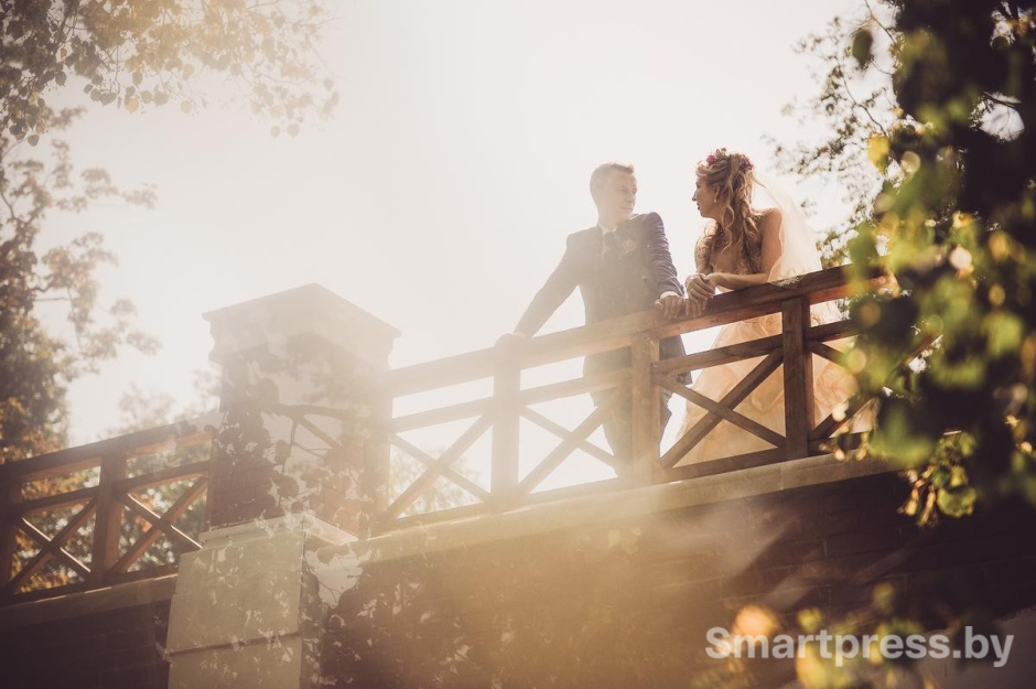 8-Влюбленные на мосту.jpg