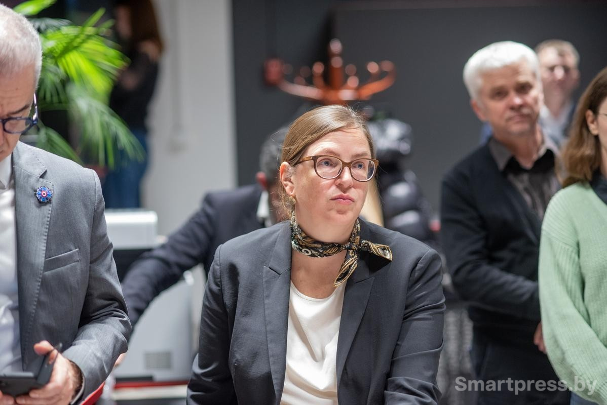 13-Посол Швейцарии Кристина Хонеггер-Золотухин.jpg