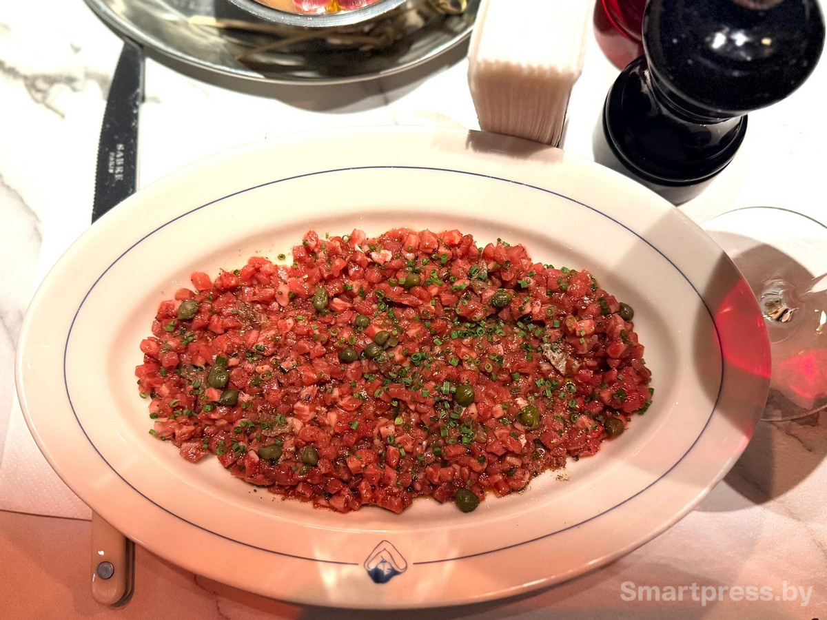 12-Тартар из мраморной говядины.jpg