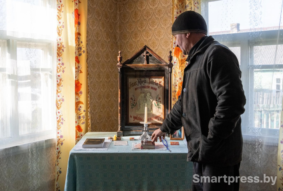 25-Киот в доме пана Марьяна.jpg