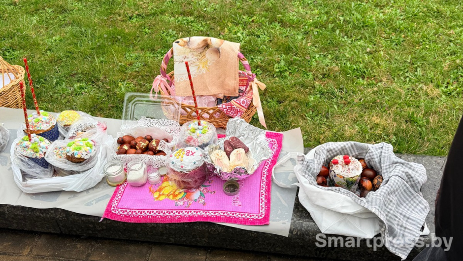 Всехсвятская церковь 01.jpg