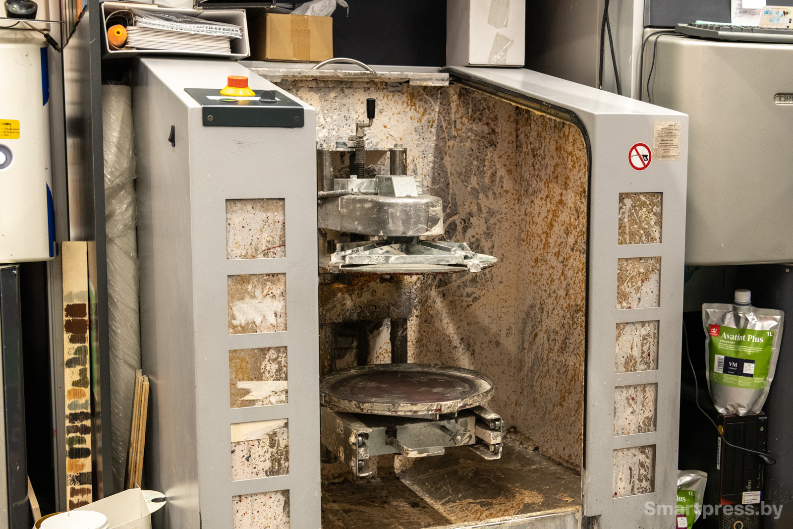 Аппарат для колеровки.jpg