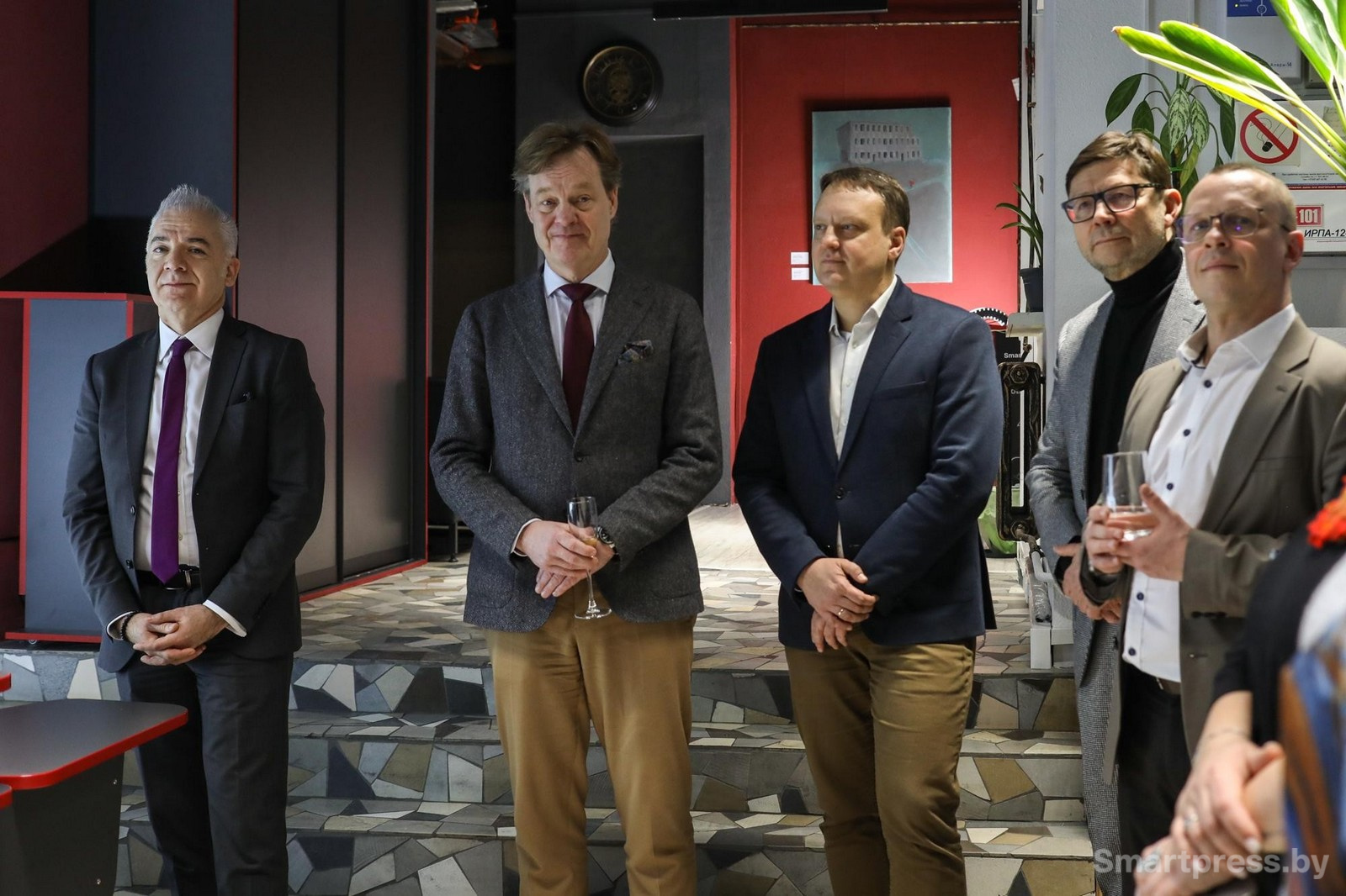 4-Гости арт-мероприятия Татьяны Радивилко.jpg