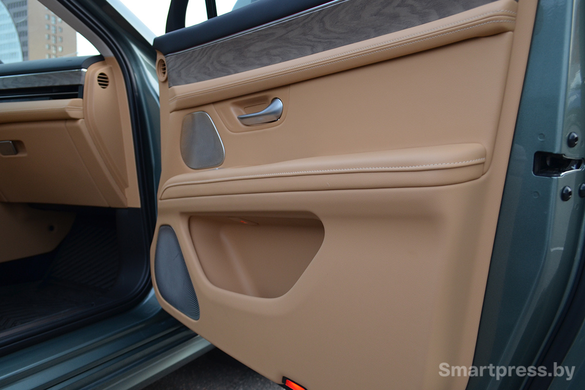 Обшивка дверных карт Seres 5.JPG