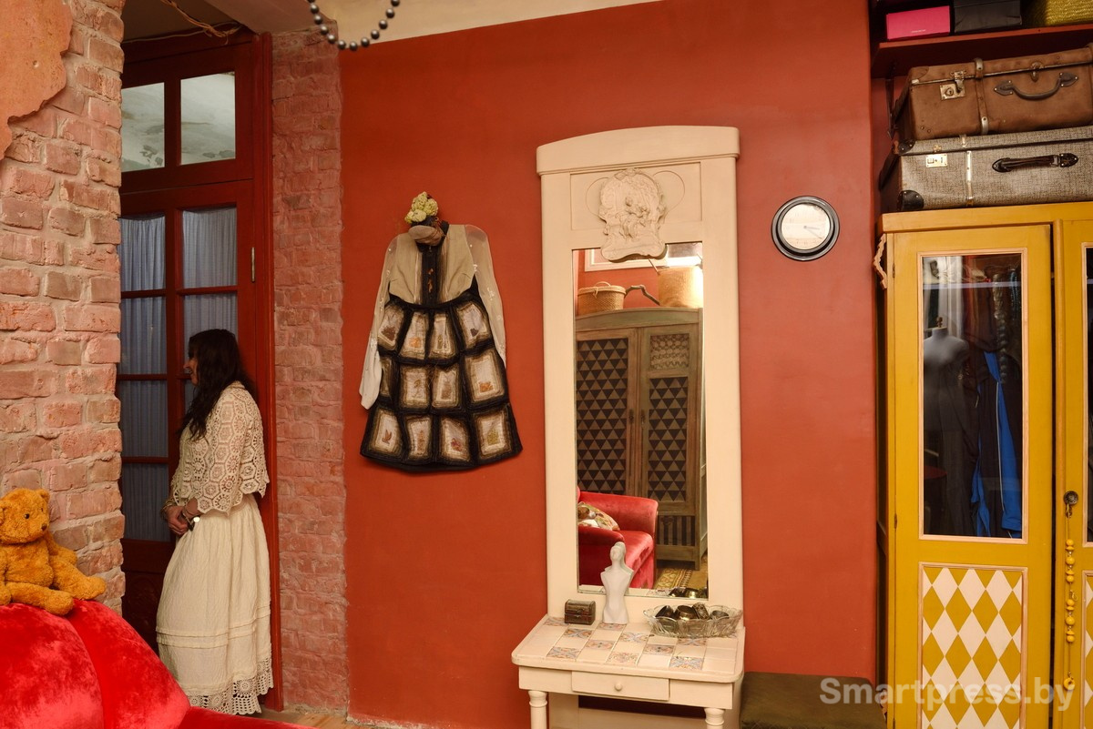 20-Как семья переделала коммуналку в Осмоловке в маленький Париж.jpg