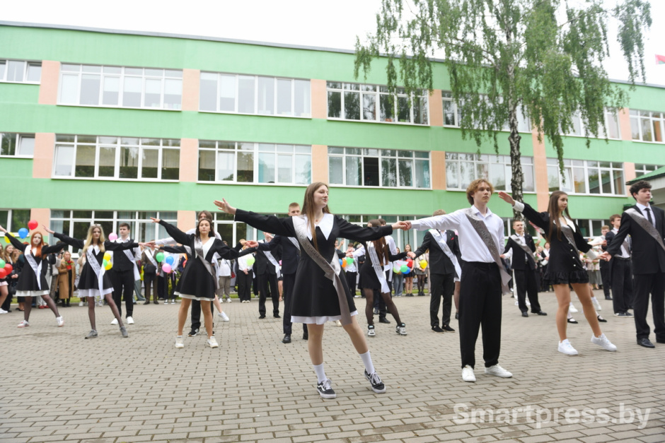 Последний звонок 2025 2.JPG