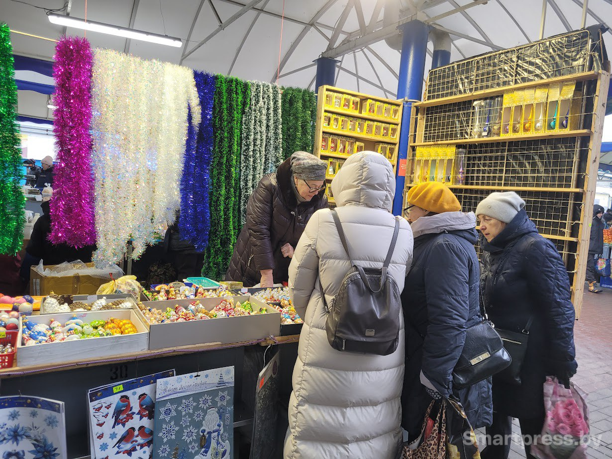 комаровка новый год