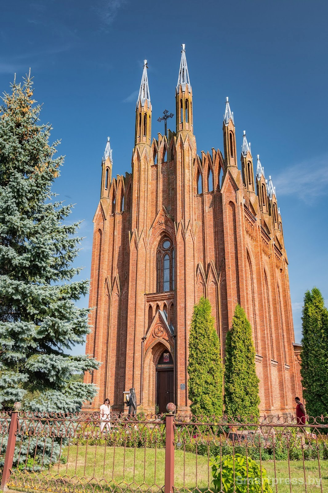 Церковь Успения Пресвятой Богородицы в агрогородке Сарья 1.jpg