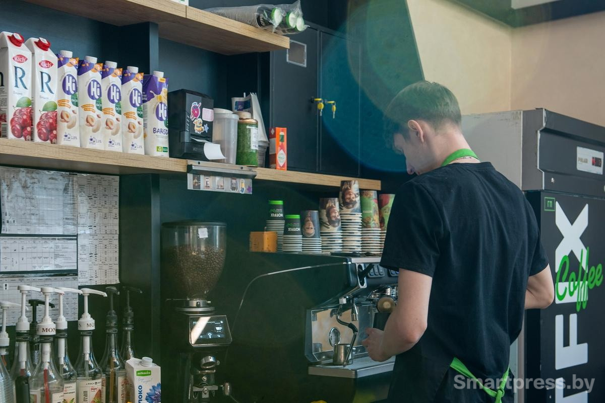3-В кофейне.jpg