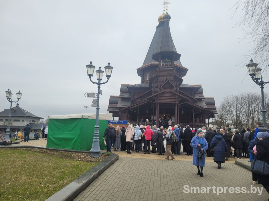 Храм всех святых0.jpg