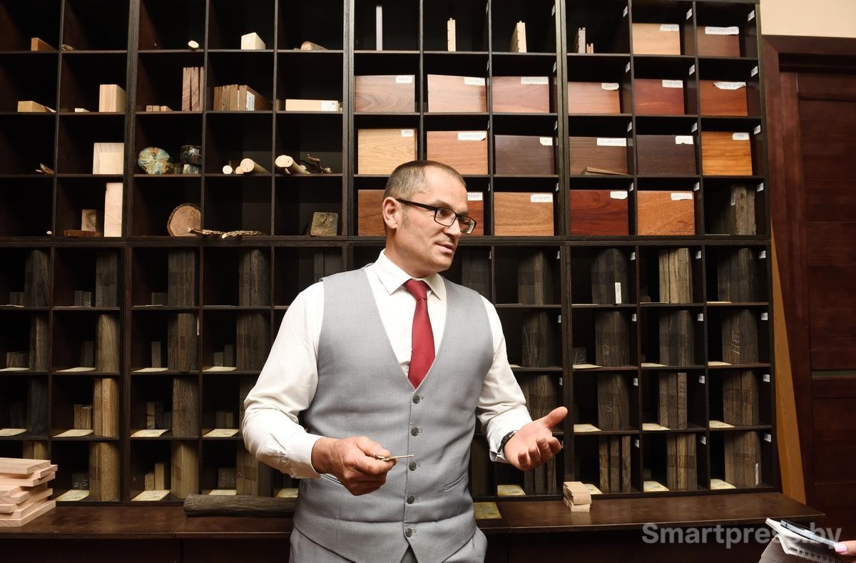 19-Основатель ксилотеки БГТУ Вячеслав Звягинцев.jpg