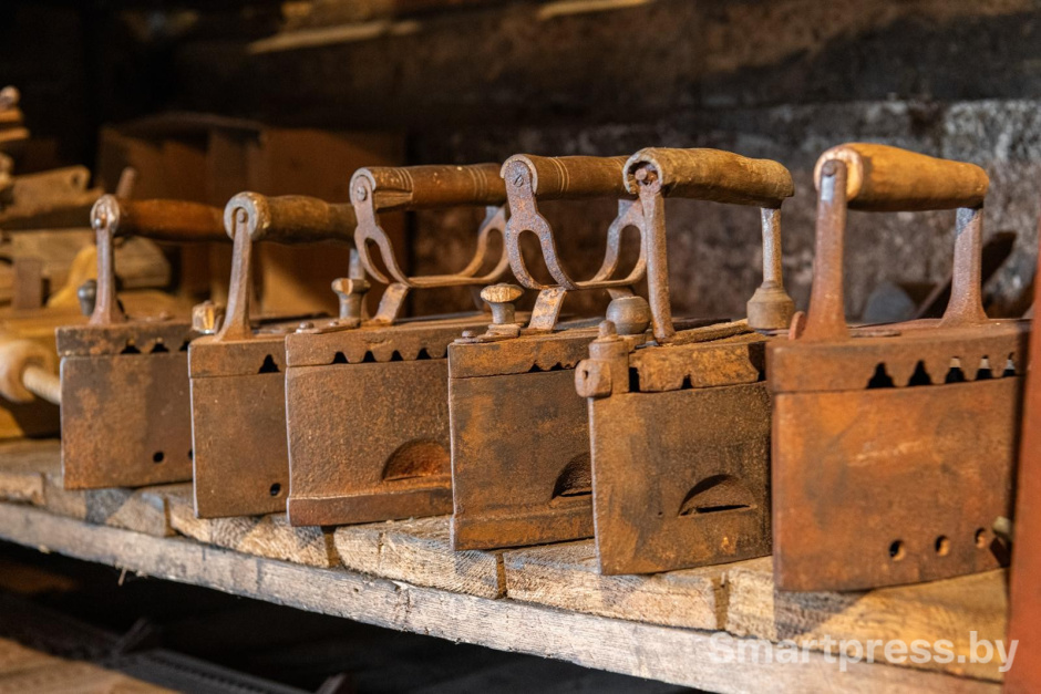 18-Старинные утюги.jpg