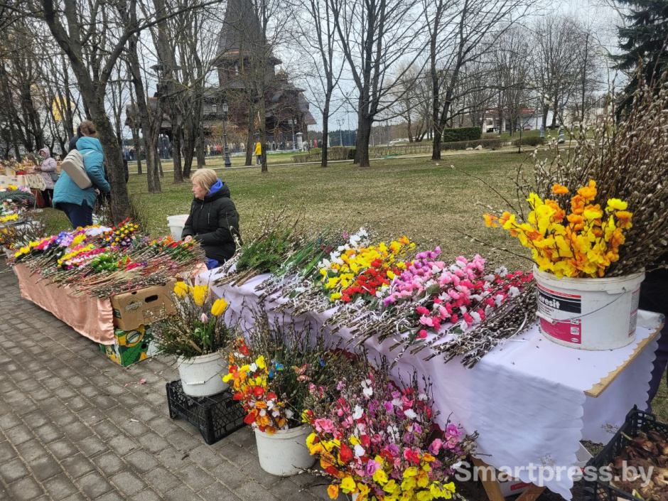 Храм всех святых3.jpg