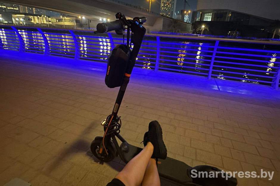 9-Тот самый скутер на котором девушка попала в ДТП.jpg