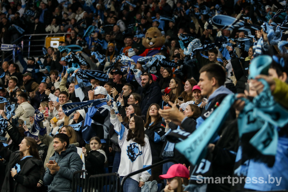 хоккей на Минск-Арене