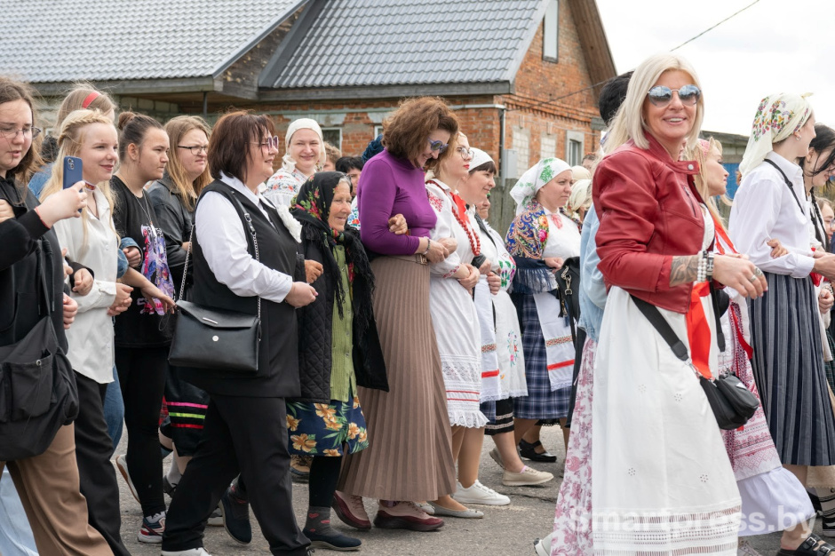 17-Обряд Вождение и похороны Стрелы (Пахаванне Стралы) в деревне Столбун Ветковского района.jpg