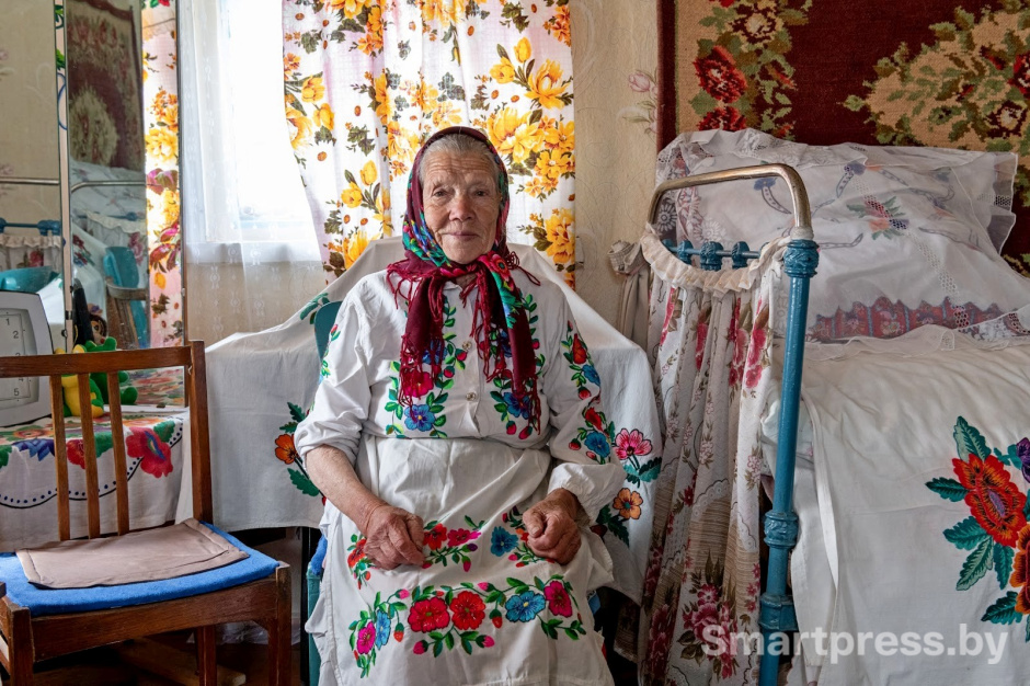 2-Юлия Никифоровна Панченя из деревни Погост.jpg