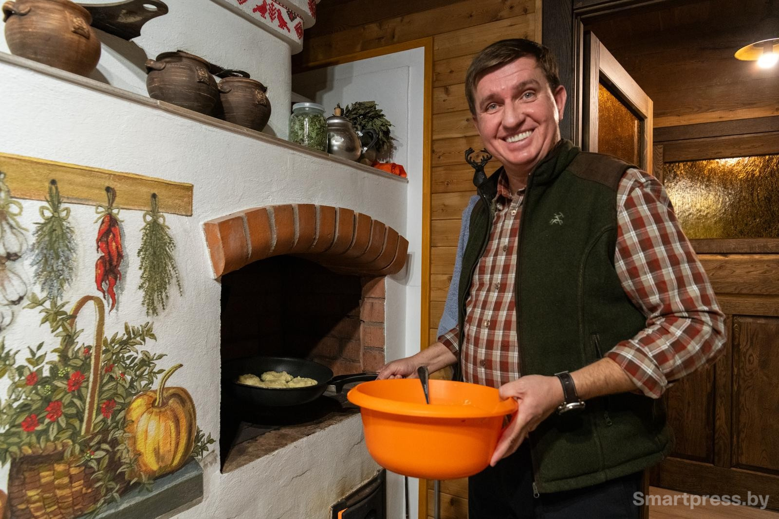 20-Петр Минич предложил испечь драники.jpg