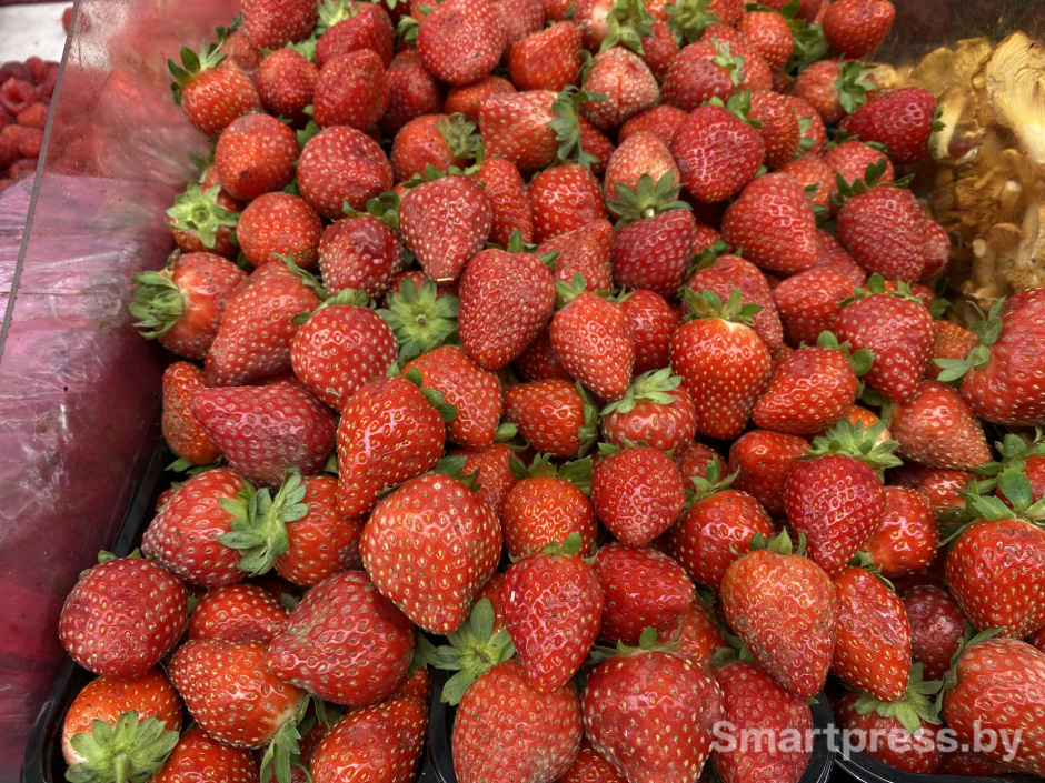 последняя клубника