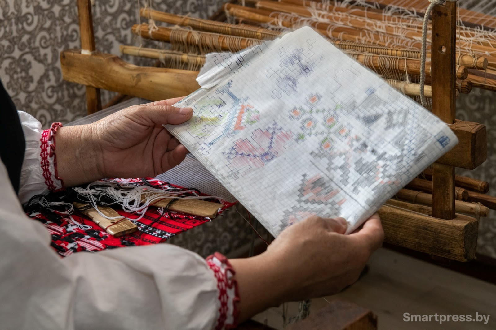 18-Тетрадь с неглюбскими узорами.jpg