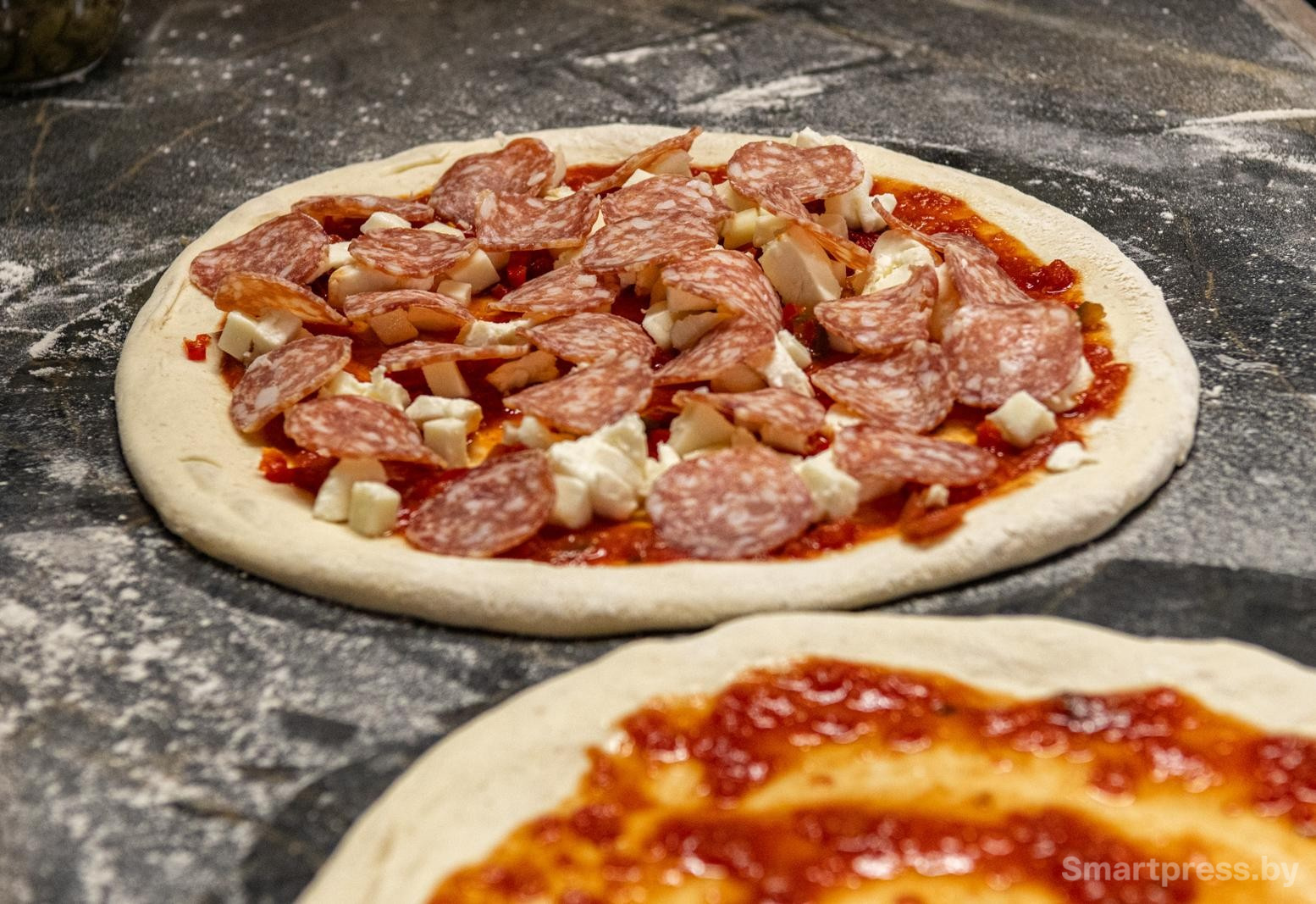 13-Пиццы с начинкой.jpg