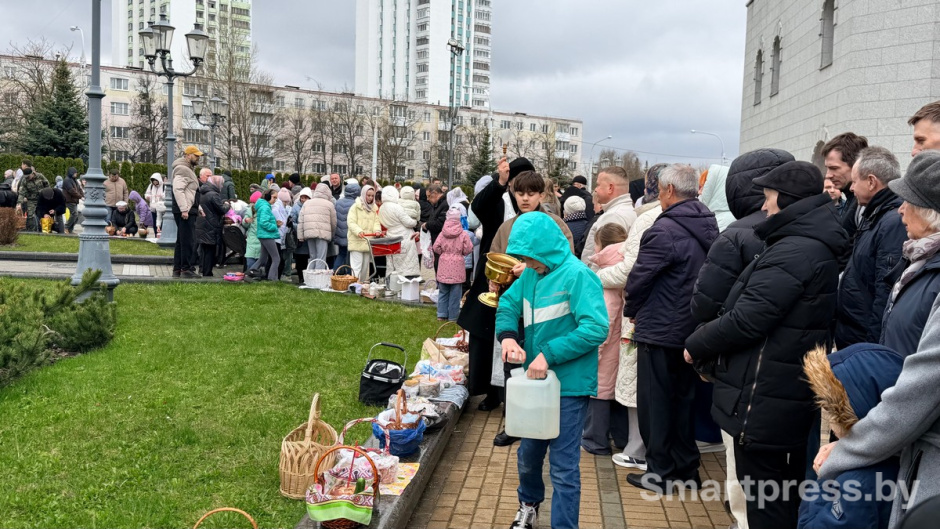 Всехсвятская церковь 06.jpg