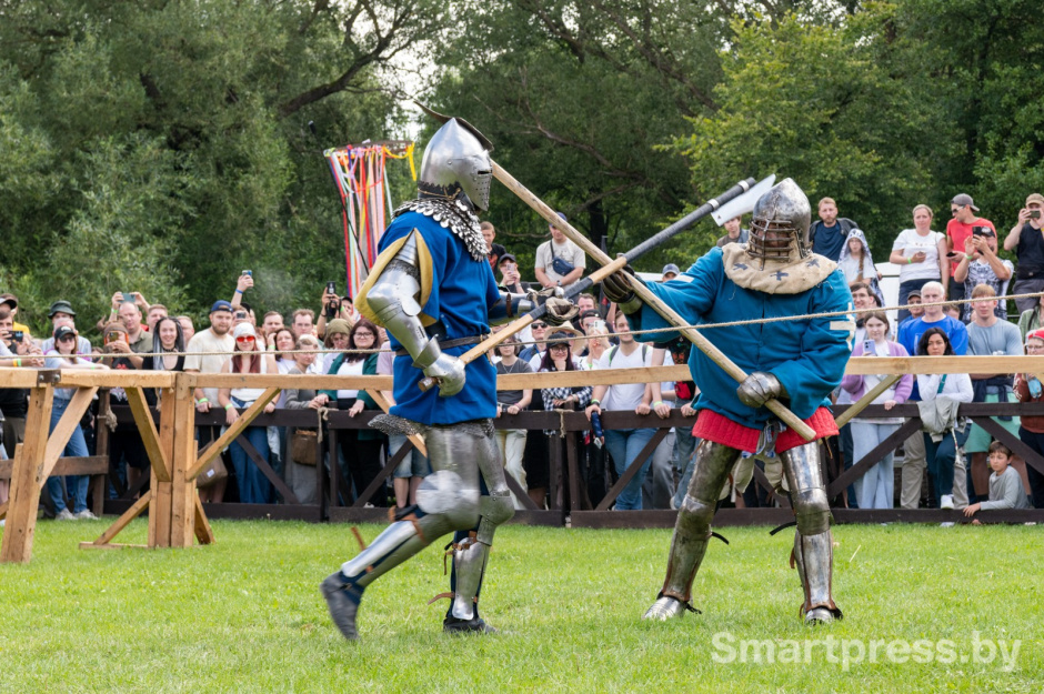 8-Наш Грюнвальд-2025 битва пеших рыцарей.jpg