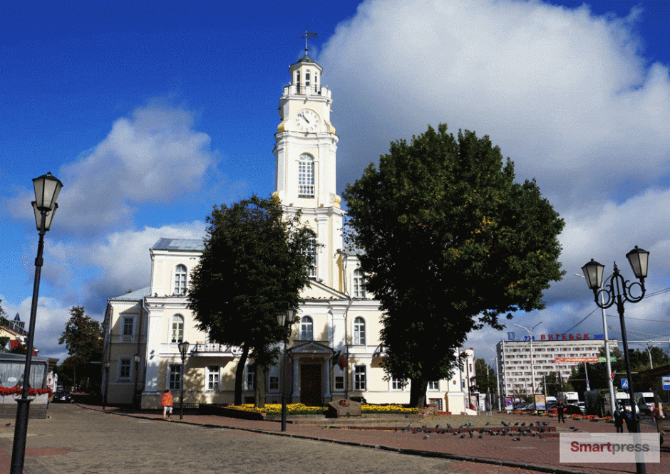 Vitebsk-ratusha.gif Vitebsk-ratusha.gif
